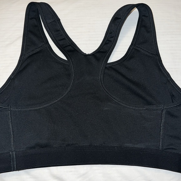 Woman sport bra - Picture 4 of 4